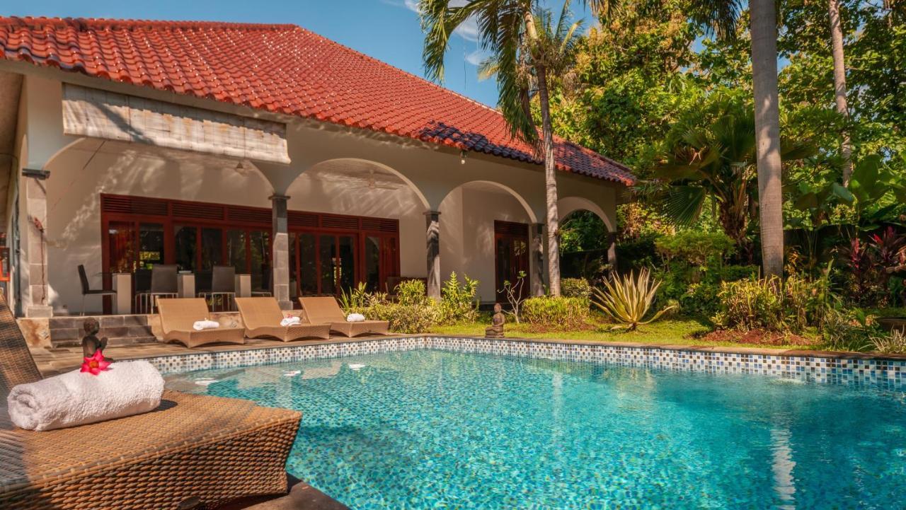 Villa Kelapa โลวินา ภายนอก รูปภาพ