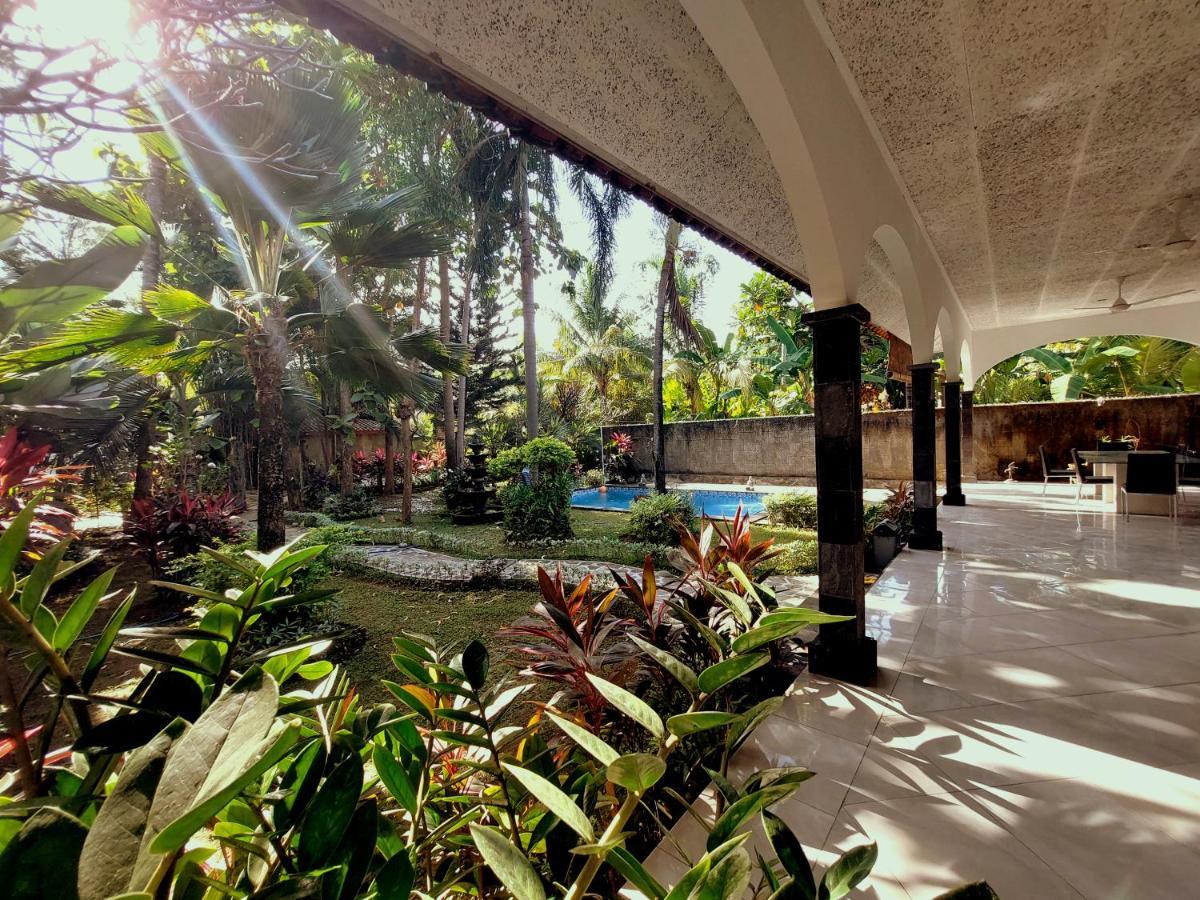 Villa Kelapa โลวินา ภายนอก รูปภาพ