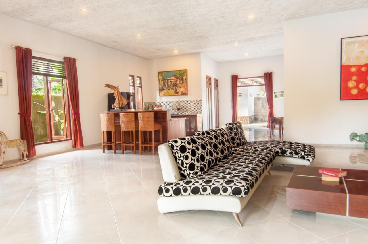 Villa Kelapa โลวินา ภายนอก รูปภาพ